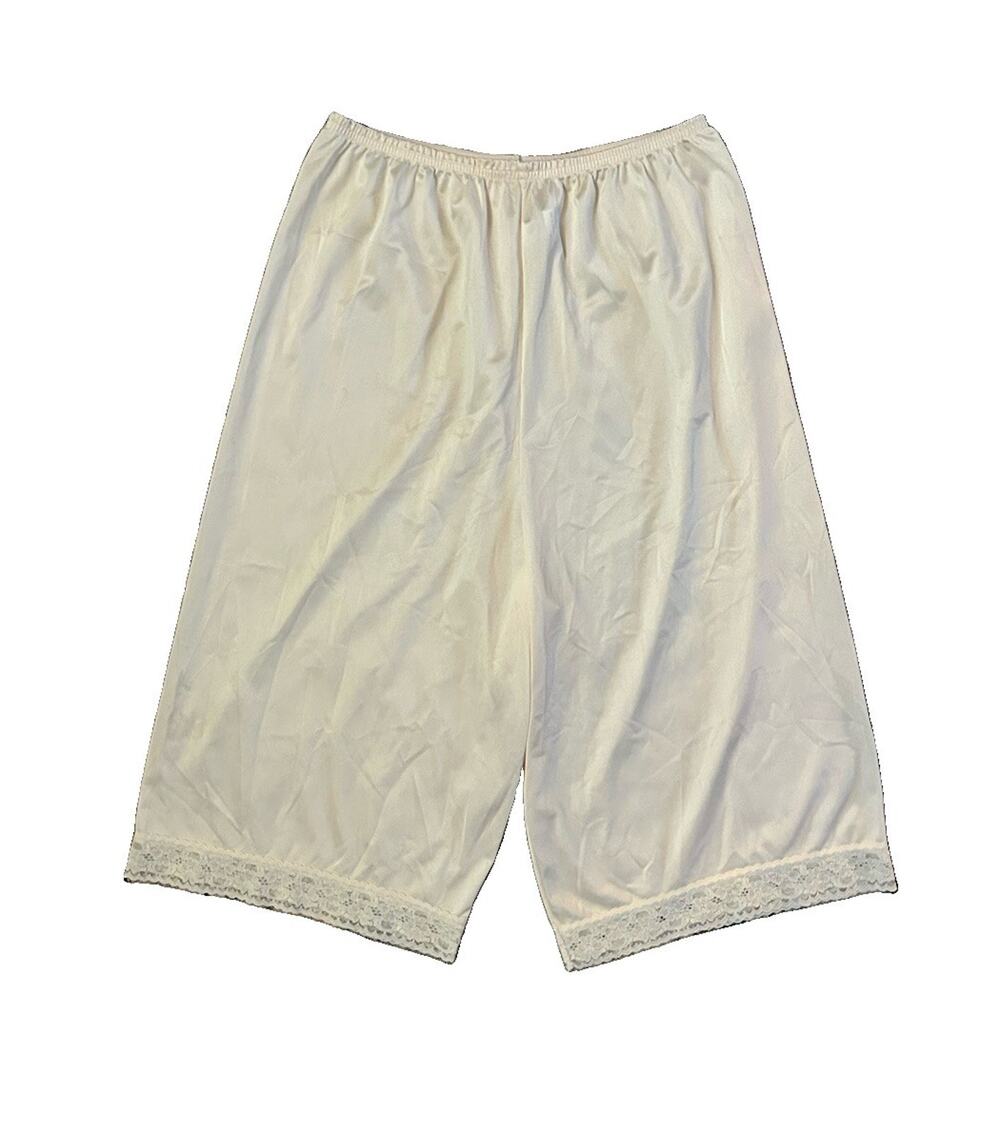 Vintage Vanity Fair Pettipants Bloomers Silky Nylon Lace Slip Shorts Size Small